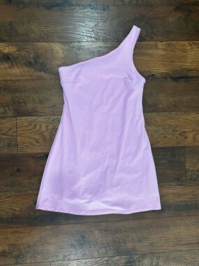 one shoulder traveler mini dress Abercrombie One Shoulder Traveler Dress Try-On